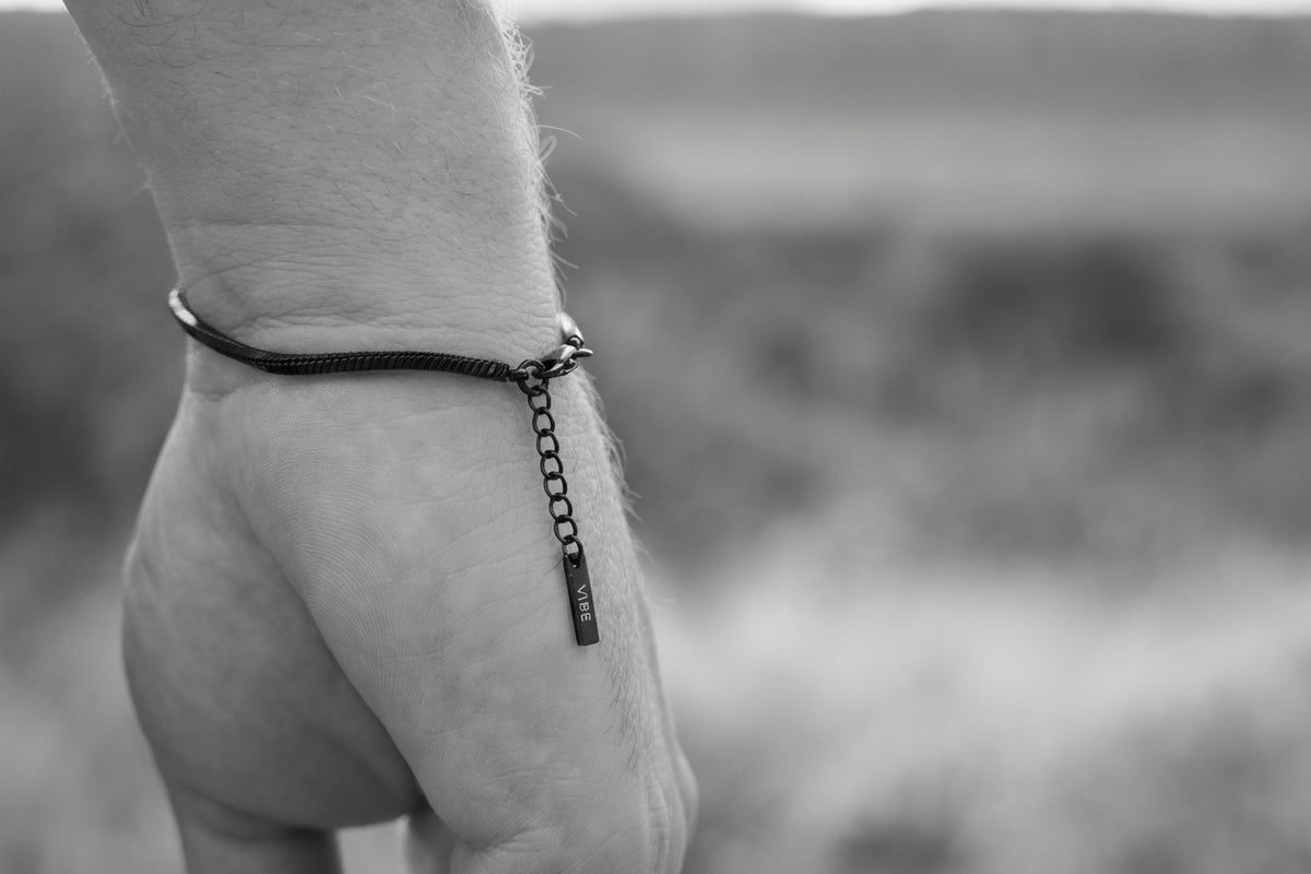 VIBE Signature Bracelet Black